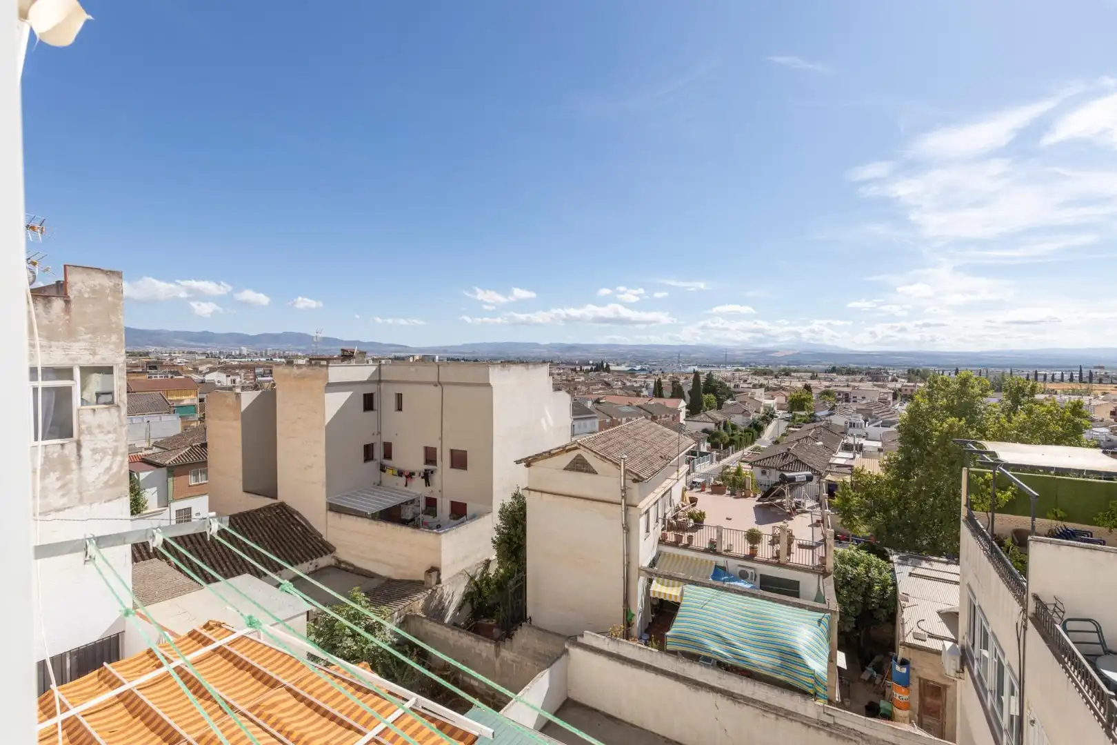 Vista exterior de Piso en venta en Peligros con Aire acondicionado, Amueblado y Balcón