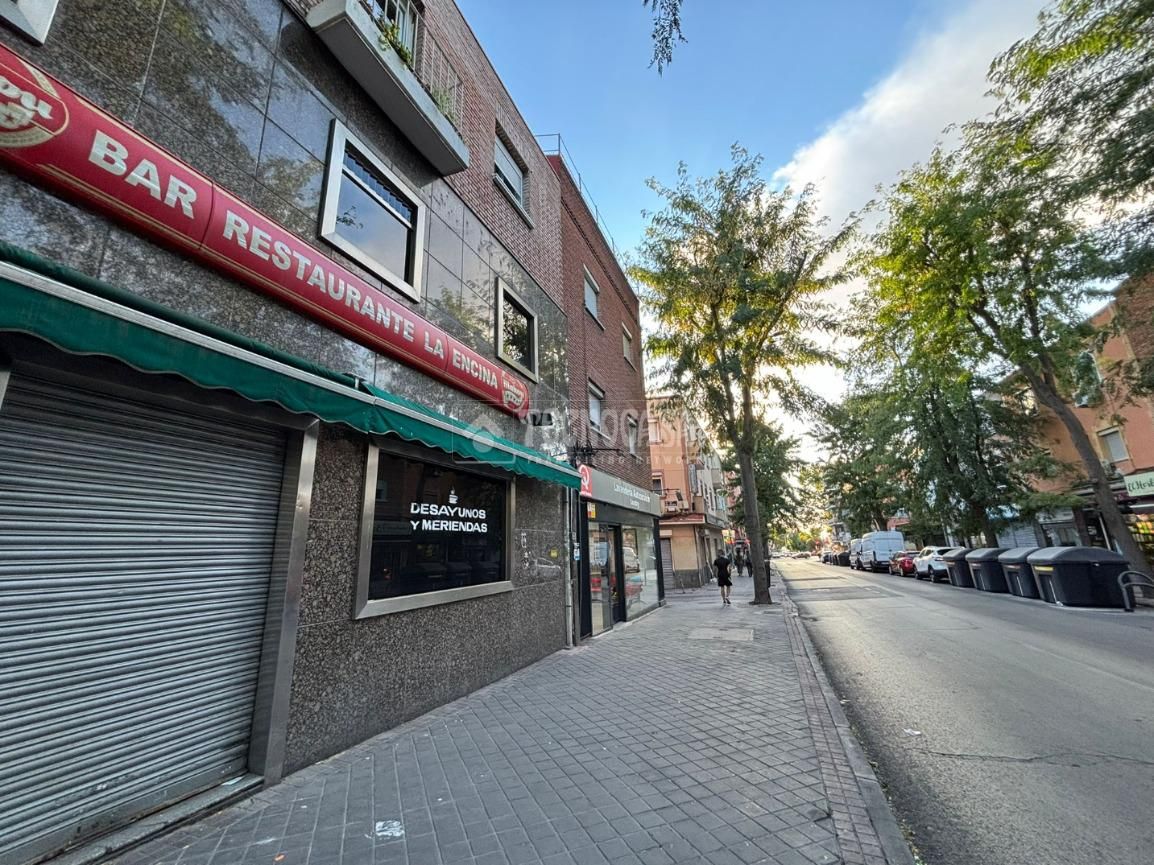 Vista exterior de Piso en venta en  Madrid Capital con Aire acondicionado, Calefacción y Balcón