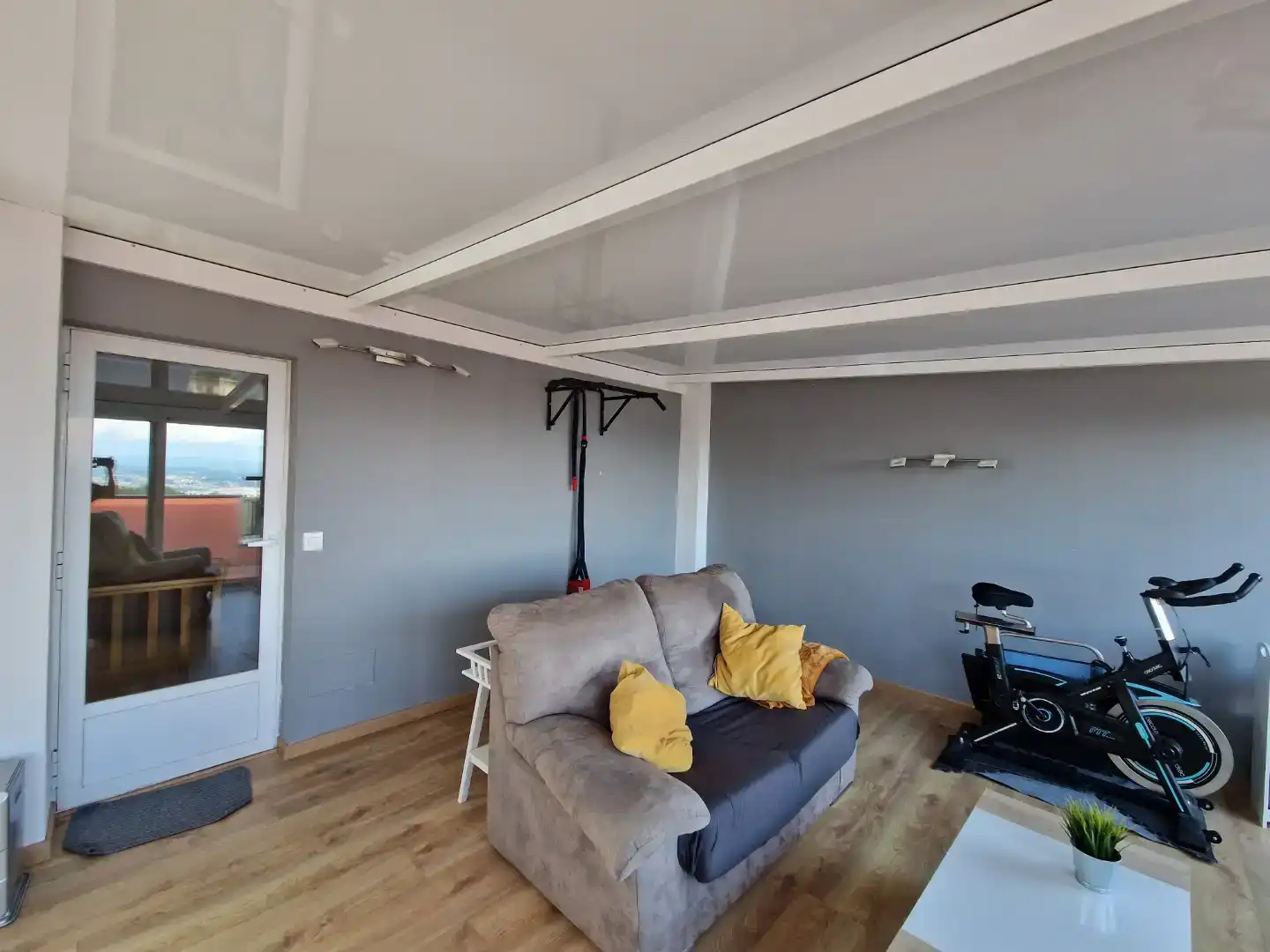 Sala d'estar de Casa o xalet en venda en A Coruña Capital  amb Balcó