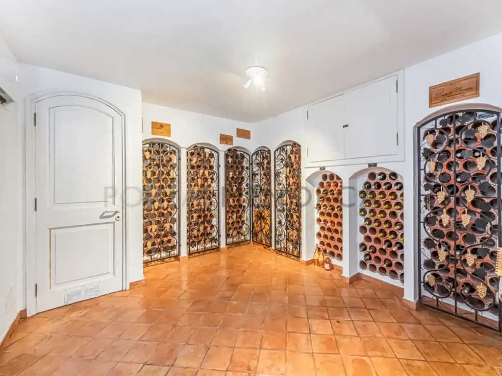 Houses for sale in Urbanizacion Binidali, Sant Climent - Es Canutells