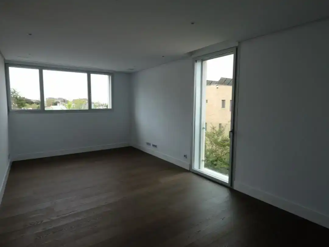 Sala d'estar de Casa o xalet en venda en  Madrid Capital amb Balcó