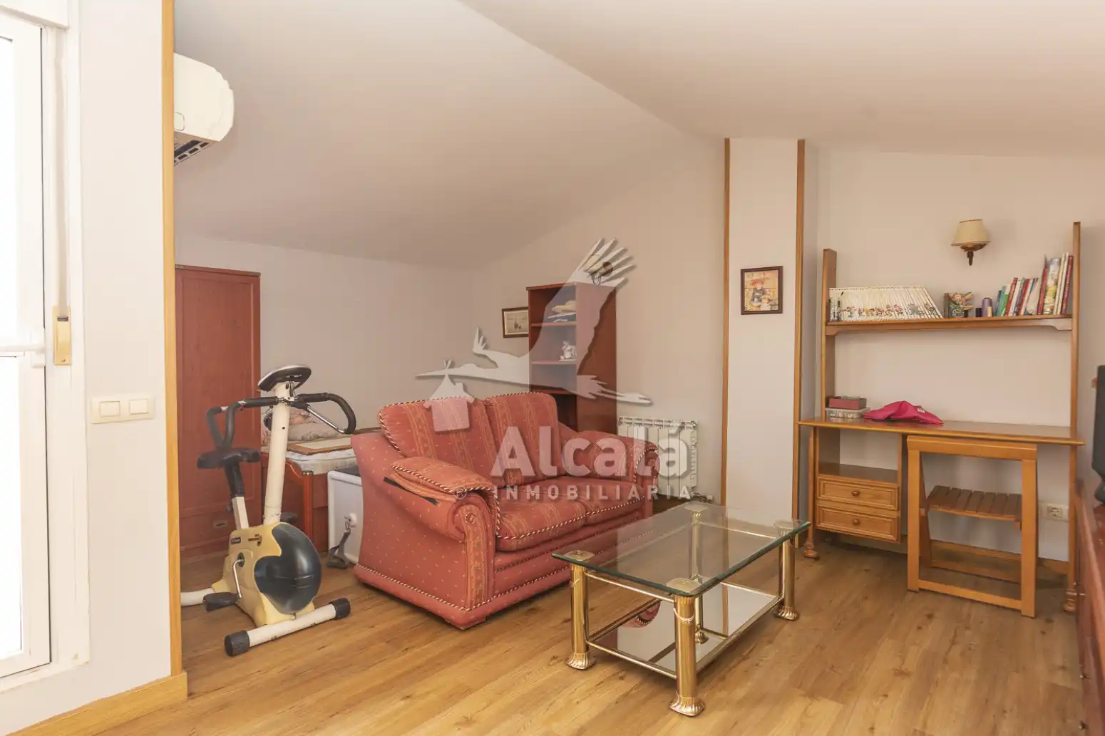 Bedroom of Houses for sale in Alcalá de Henares  with Air Conditioner, Heating and Parquet flooring