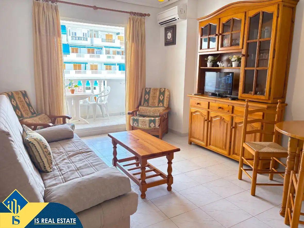 Sala de estar de Apartamento en venta en Torrevieja con Aire acondicionado, Calefacción y Terraza