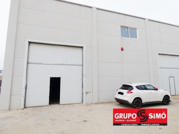 Industrial building for sale in Picassent