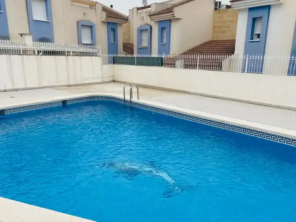 Piscina de Casa o xalet en venda en Bigastro amb Piscina i Balcó