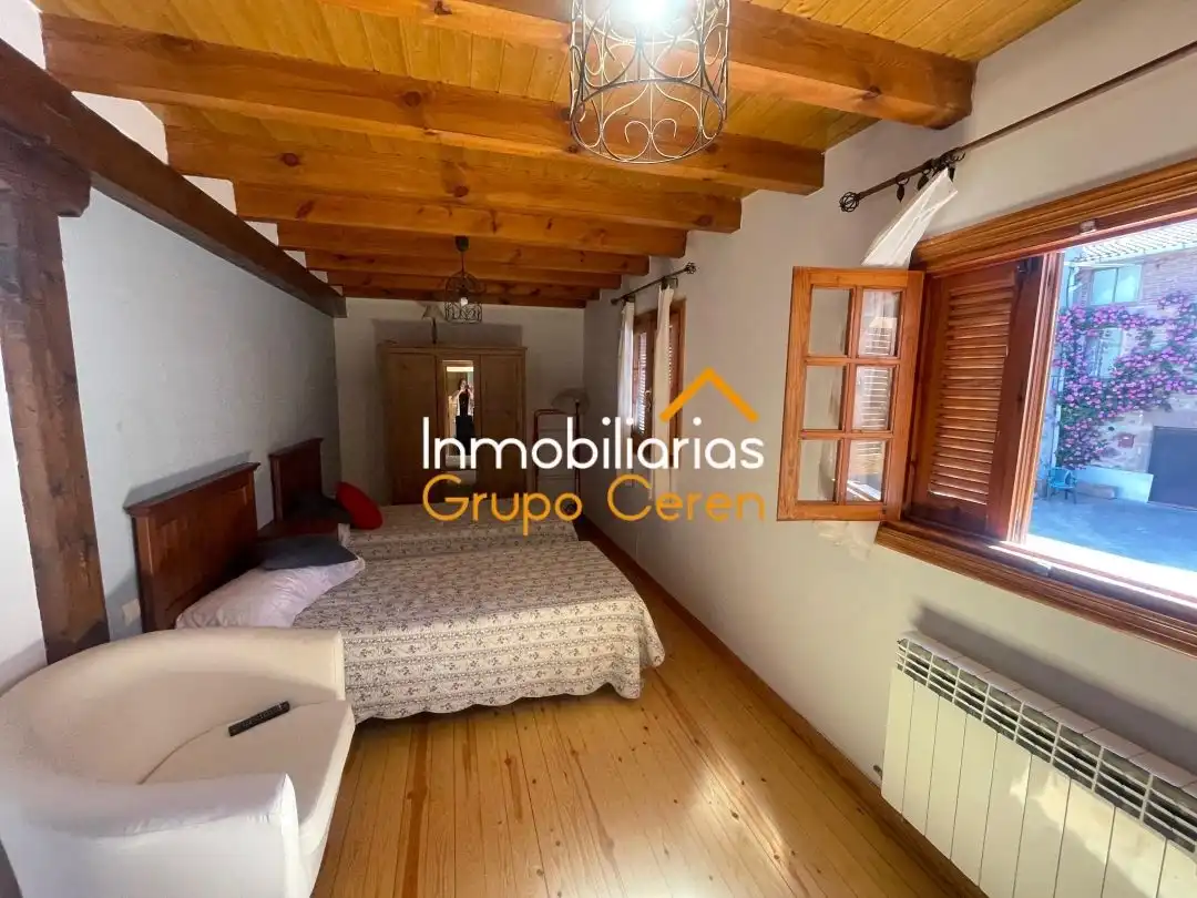 Houses for sale in Santa Cruz del Valle Urbión
