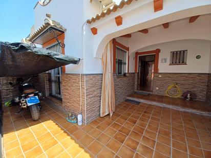 Casa adosada en venda en Ayamonte amb Aire condicionat, Terrassa i Balcó