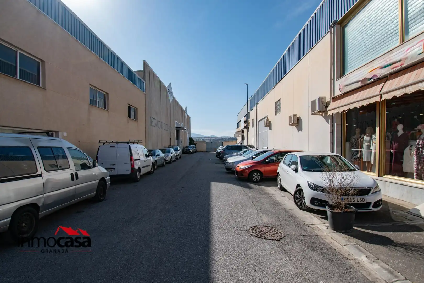 Exterior view of Industrial buildings for sale in Ogíjares