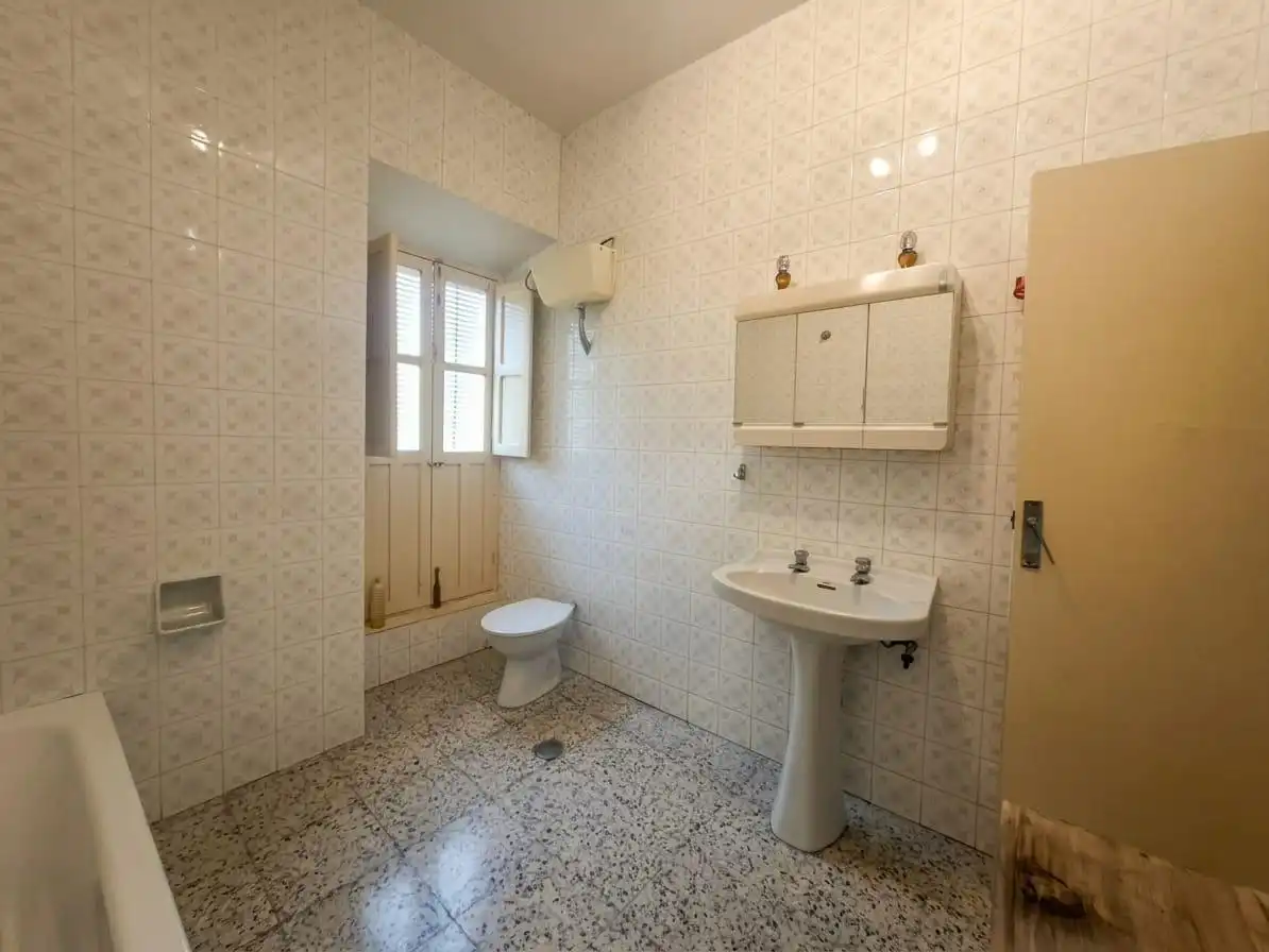 Bany de Casa o xalet en venda en Tolox amb Terrassa