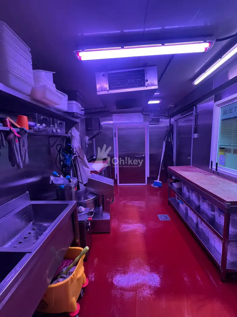 Cocina de Local en traspaso en Madrid con Aire acondicionado y Amueblado