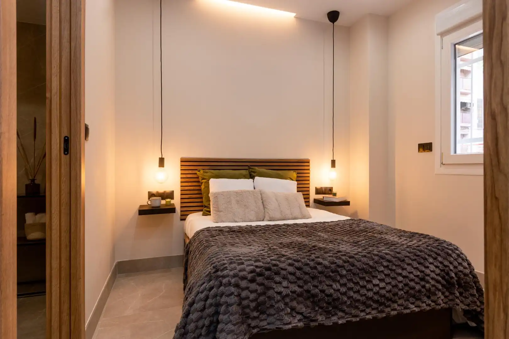 Habitación de Apartamento en venta en Granada con Aire acondicionado y Calefacción