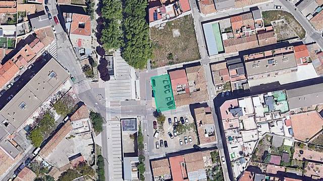 Terreno en Venta en C/ Séneca, Lucio Anneo en Oliver