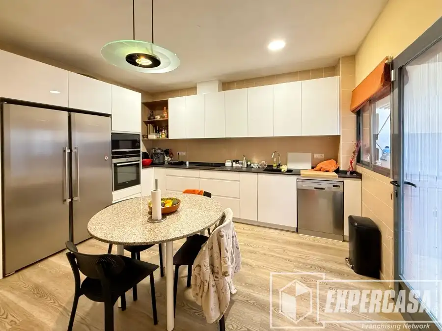 Kitchen of Houses for sale in Llíria  with Air Conditioner, Terrace and Storage room