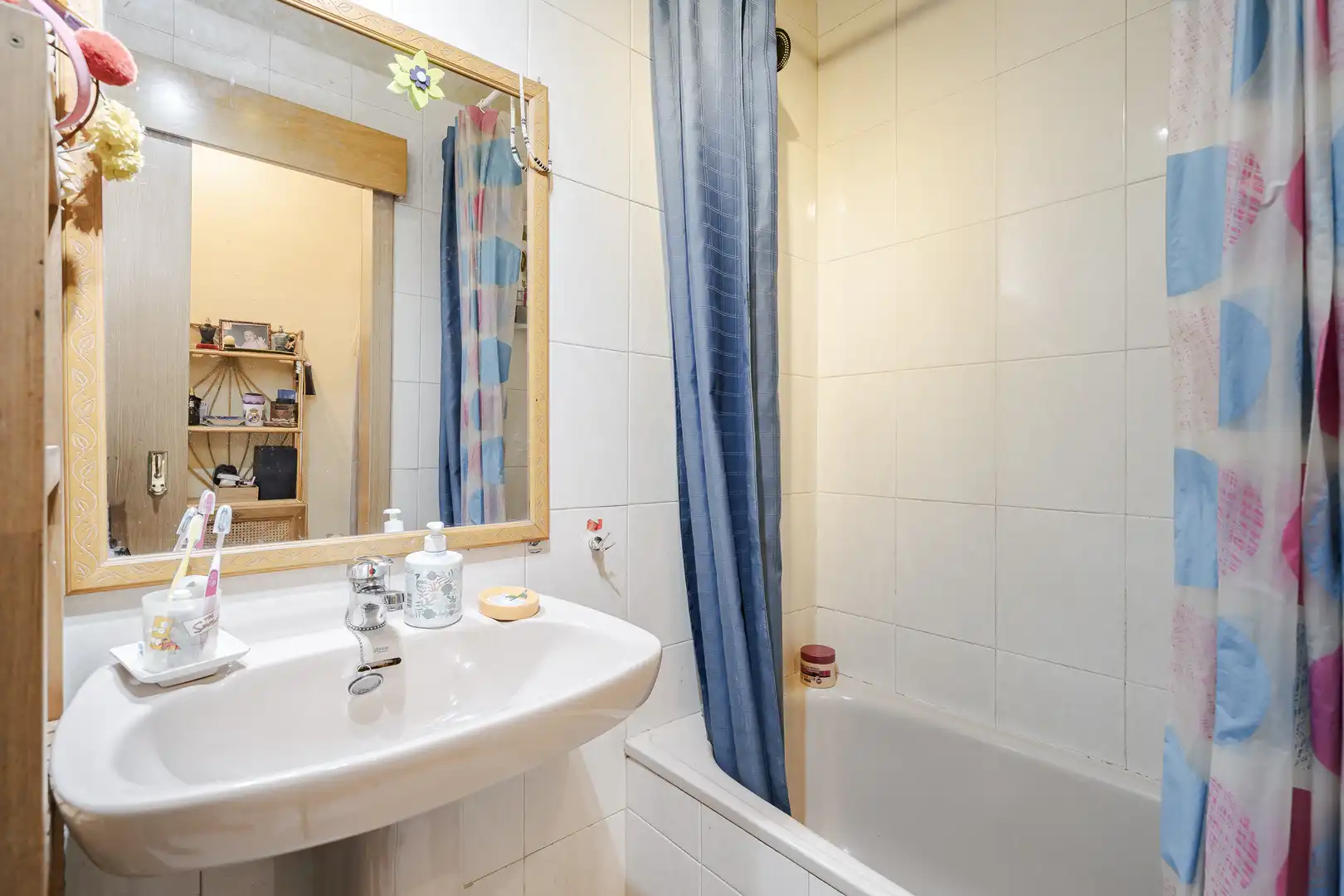 Badezimmer von Wohnung zum Verkauf in Madrid mit Privatgarten, Terrasse und Balkon
