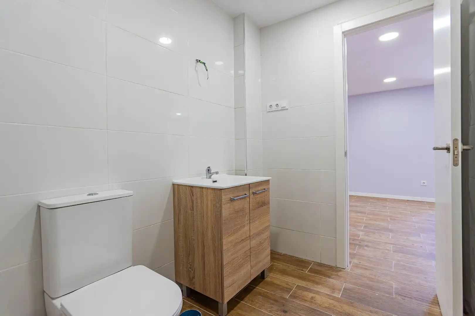 Baño de Estudio en venta en Alcobendas con Calefacción y Amueblado