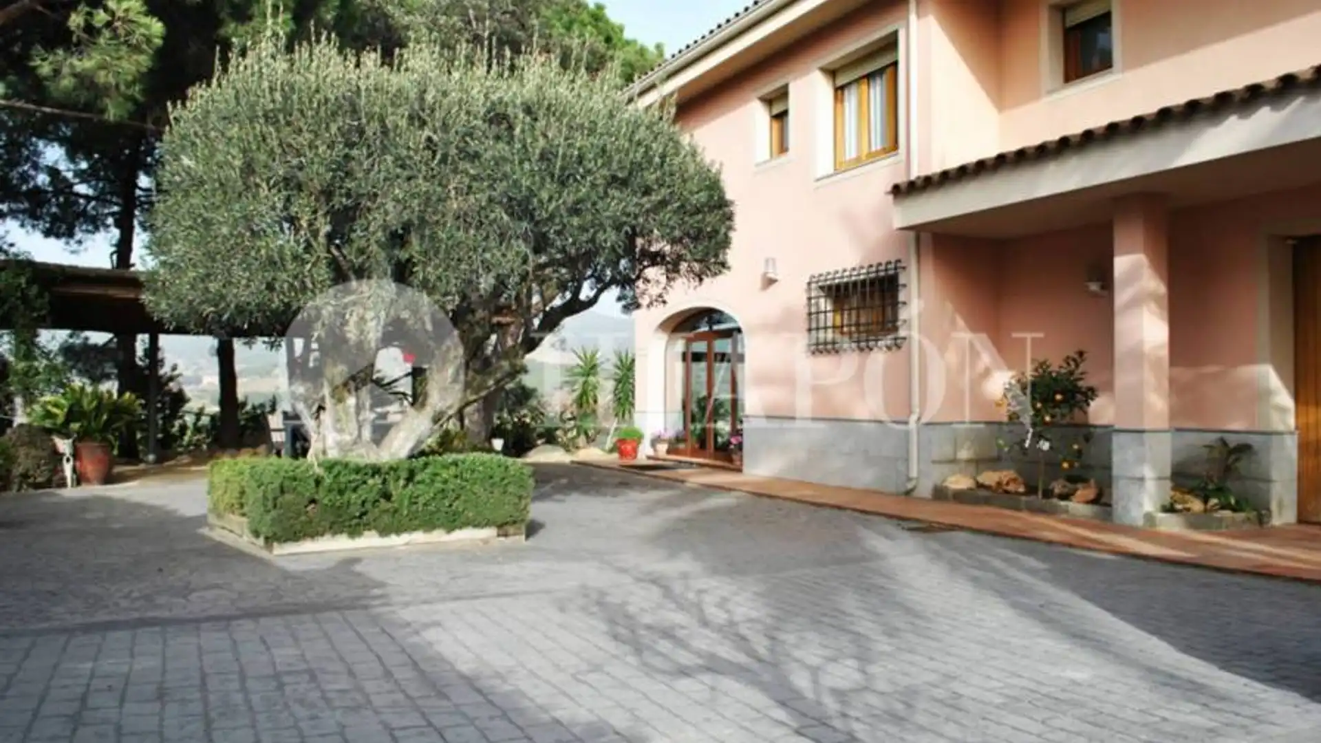 Vista exterior de Casa o chalet en venta en Alella con Aire acondicionado, Calefacción y Jardín privado