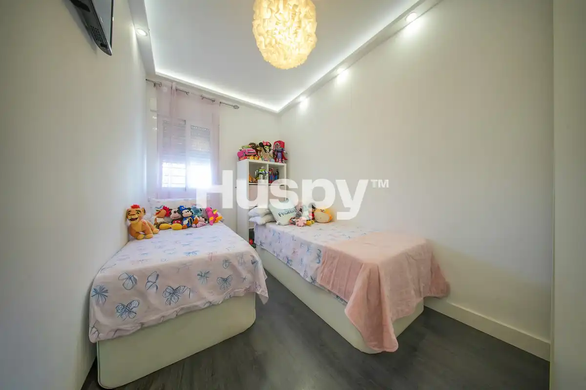 Habitación de Piso en venta en Madrid con Aire acondicionado y Calefacción
