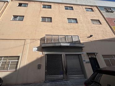 Industrial building for sale in C/ Gandï¿½a