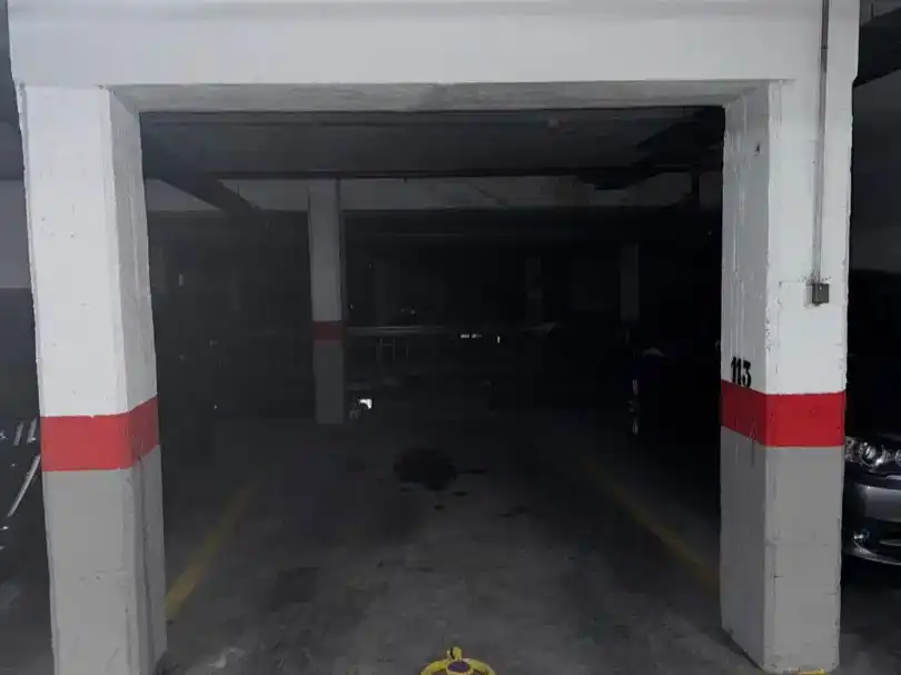 Parkplatz von Wohnungen zur Miete in Marbella mit Klimaanlage, Terrasse und Schwimmbad