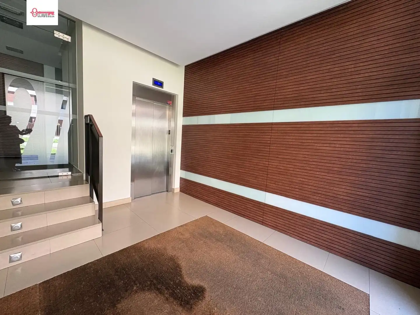 Apartament en venda en Burgos amb Calefacció, Traster i Piscina comunitària