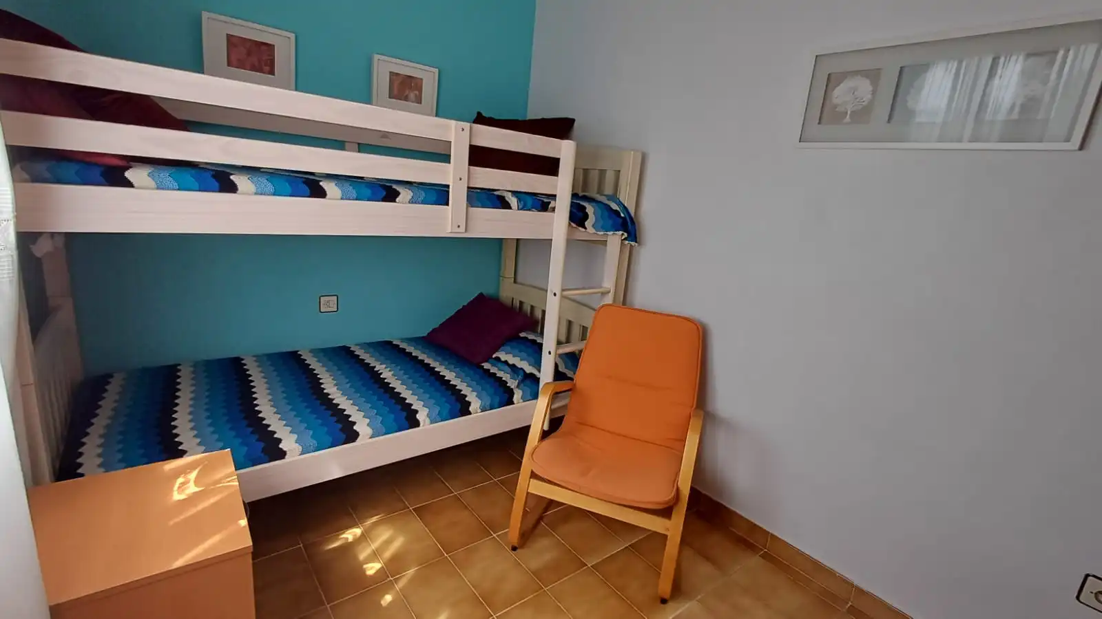 Dormitori de Casa adosada en venda en Roda de Berà amb Jardí privat i Alarma