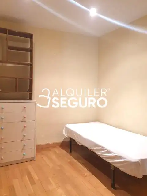 Schlafzimmer von Wohnung zur Miete in Getafe mit Klimaanlage, Heizung und Terrasse