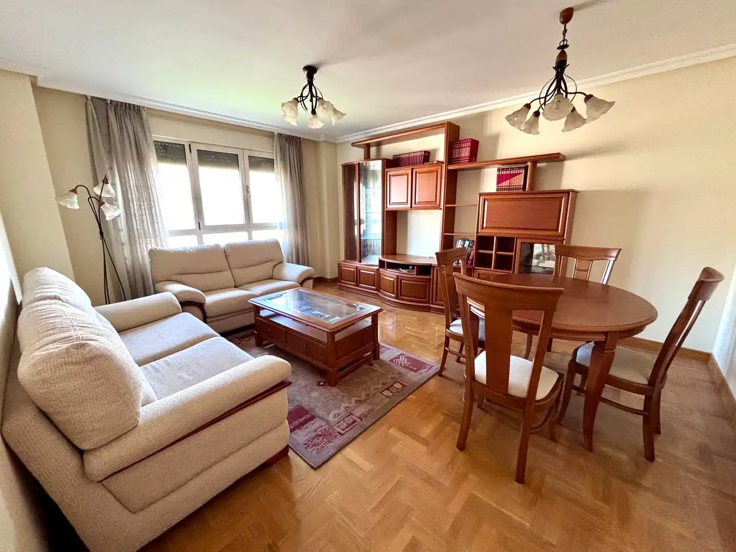 Sala de estar de Piso en venta en Gijón  con Calefacción, Parquet y Terraza