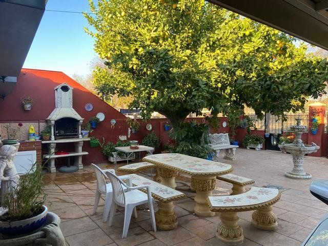 Terrassa de Casa o xalet en venda en  Córdoba Capital amb Traster