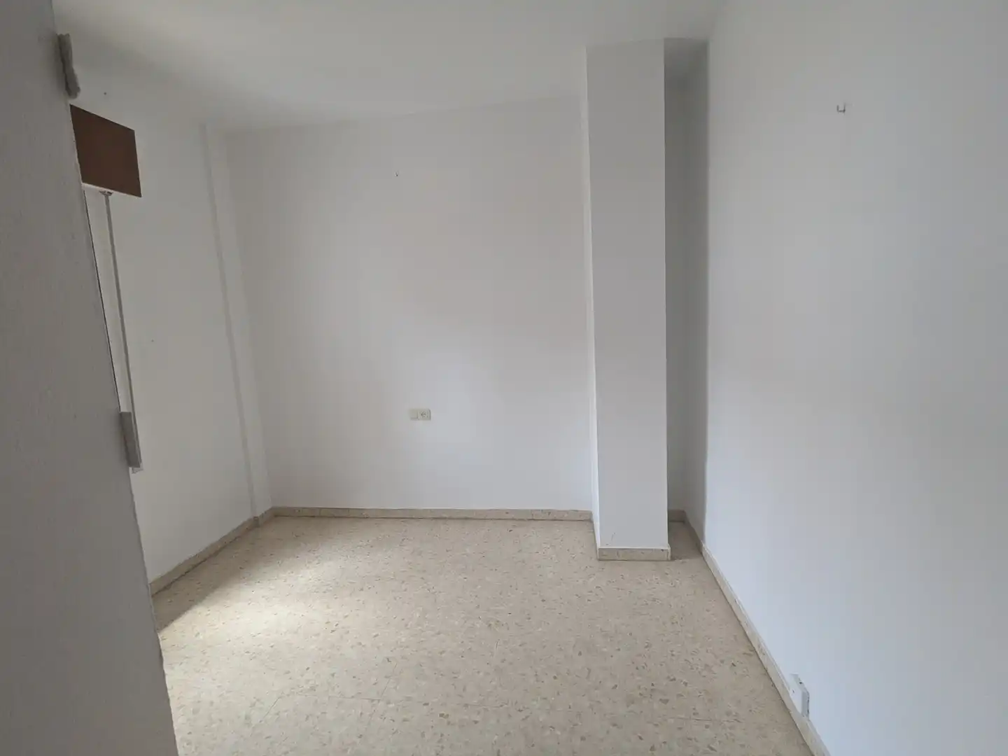 Habitación de Casa adosada en venta en Sevilla con Balcón