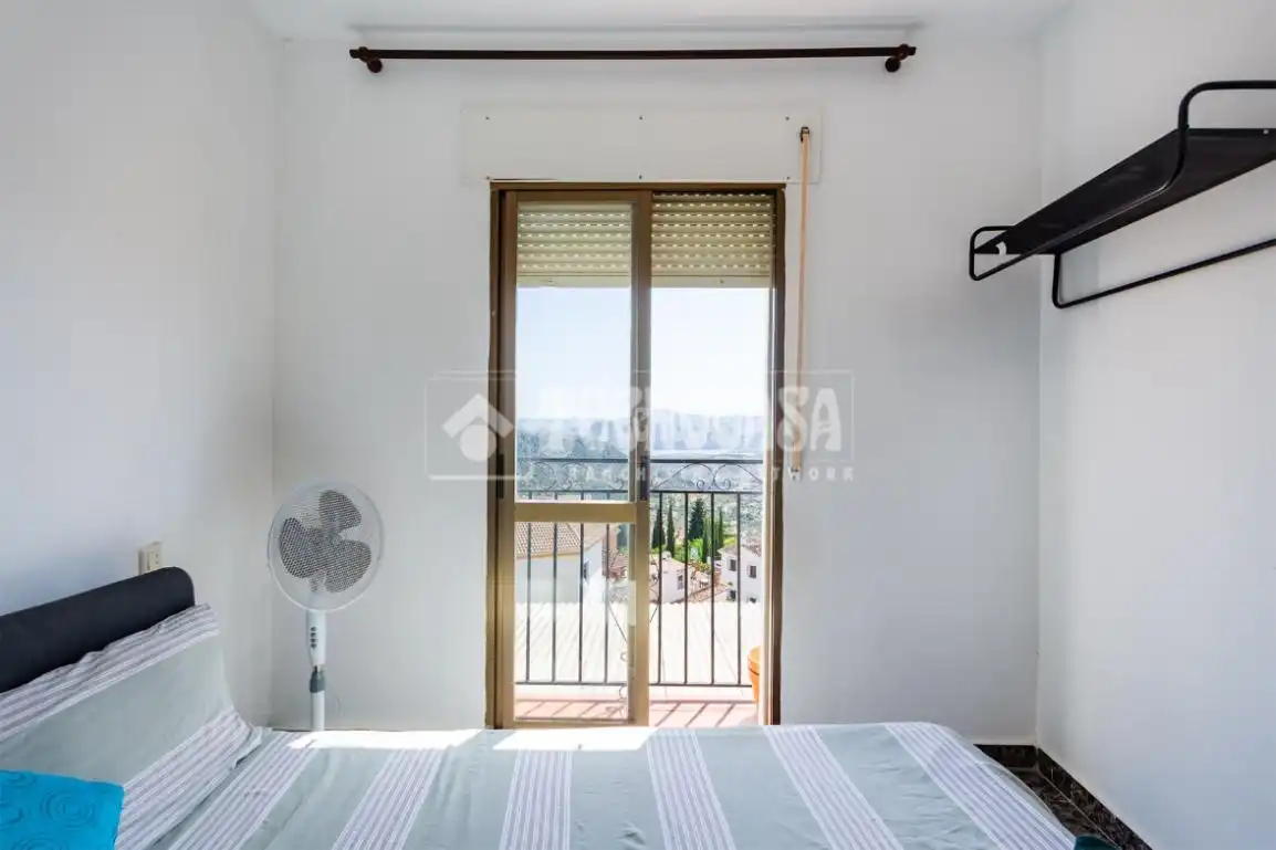 Habitación de Casa o chalet en venta en Alcaucín con Terraza y Balcón