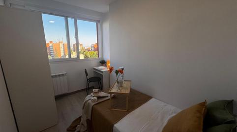 Foto 3 de Apartament per a compartir a El Naranjo, Madrid