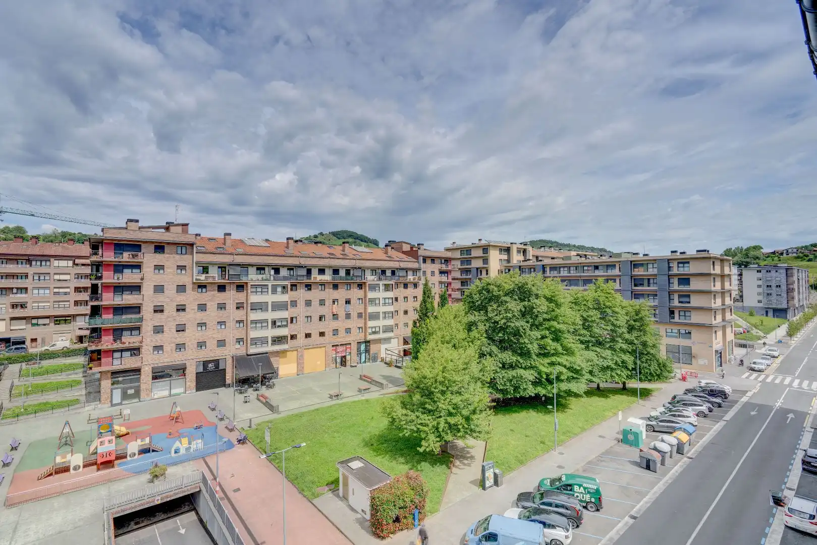 Vista exterior de Piso en venta en Urnieta con Calefacción, Terraza y Trastero