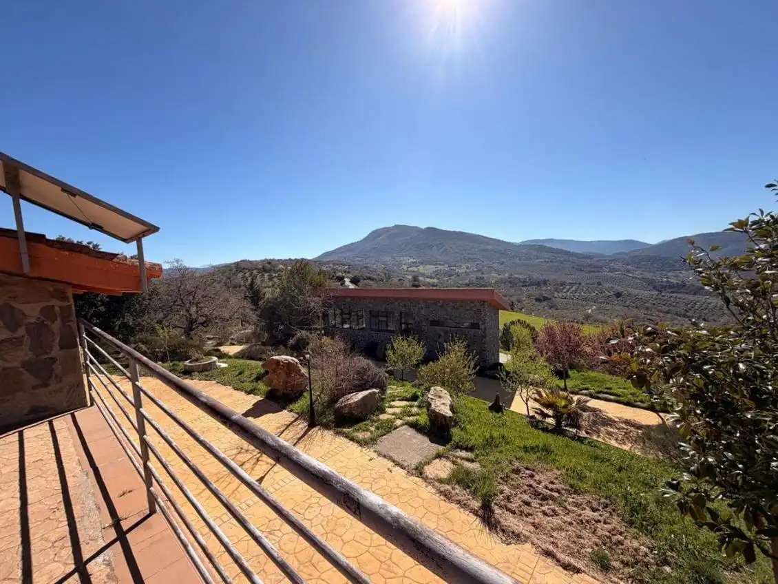 Houses for sale in Calle Cerro del Viento, Martos