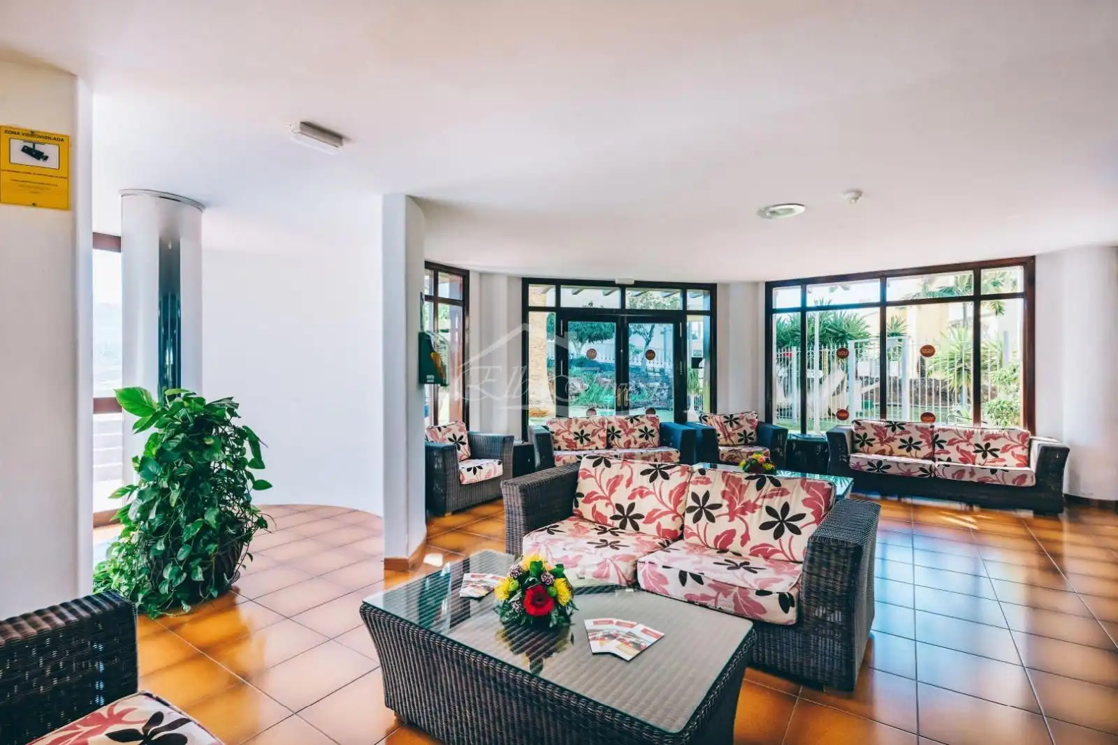 Wohnzimmer von Wohnung zum Verkauf in San Miguel de Abona mit Klimaanlage, Terrasse und Schwimmbad