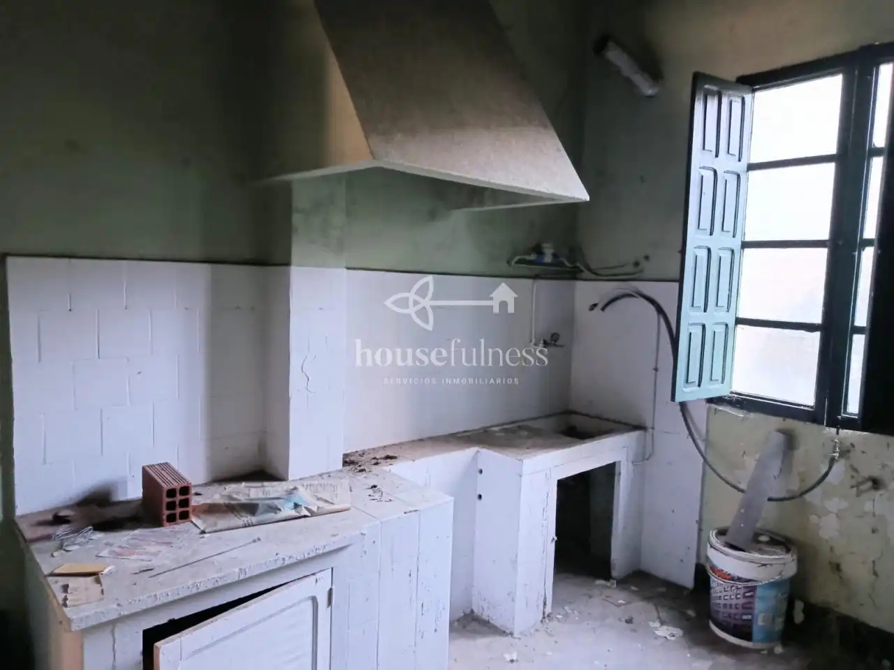 Cocina de Edificio en venta en Ferrol