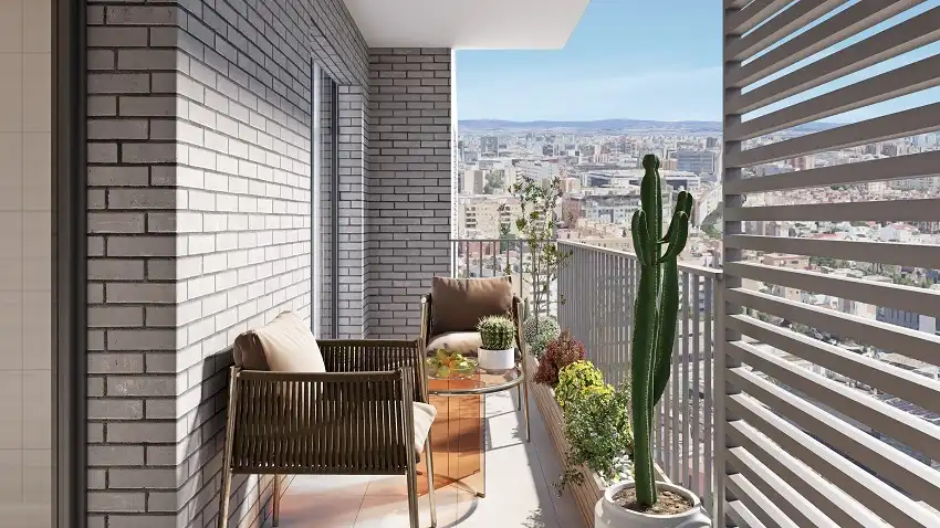 Terraza de Piso en venta en Sevilla con Terraza, Trastero y Piscina comunitaria