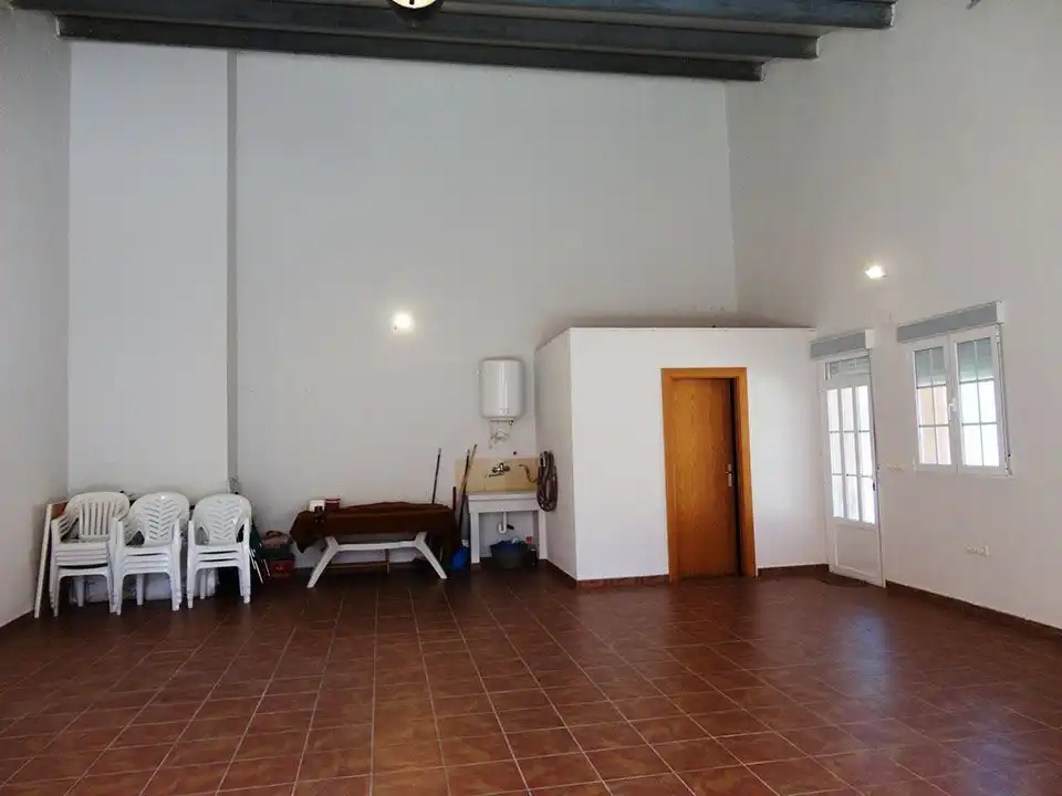 Casa adosada en venda en Espejón amb Jardí privat, Traster i Moblat