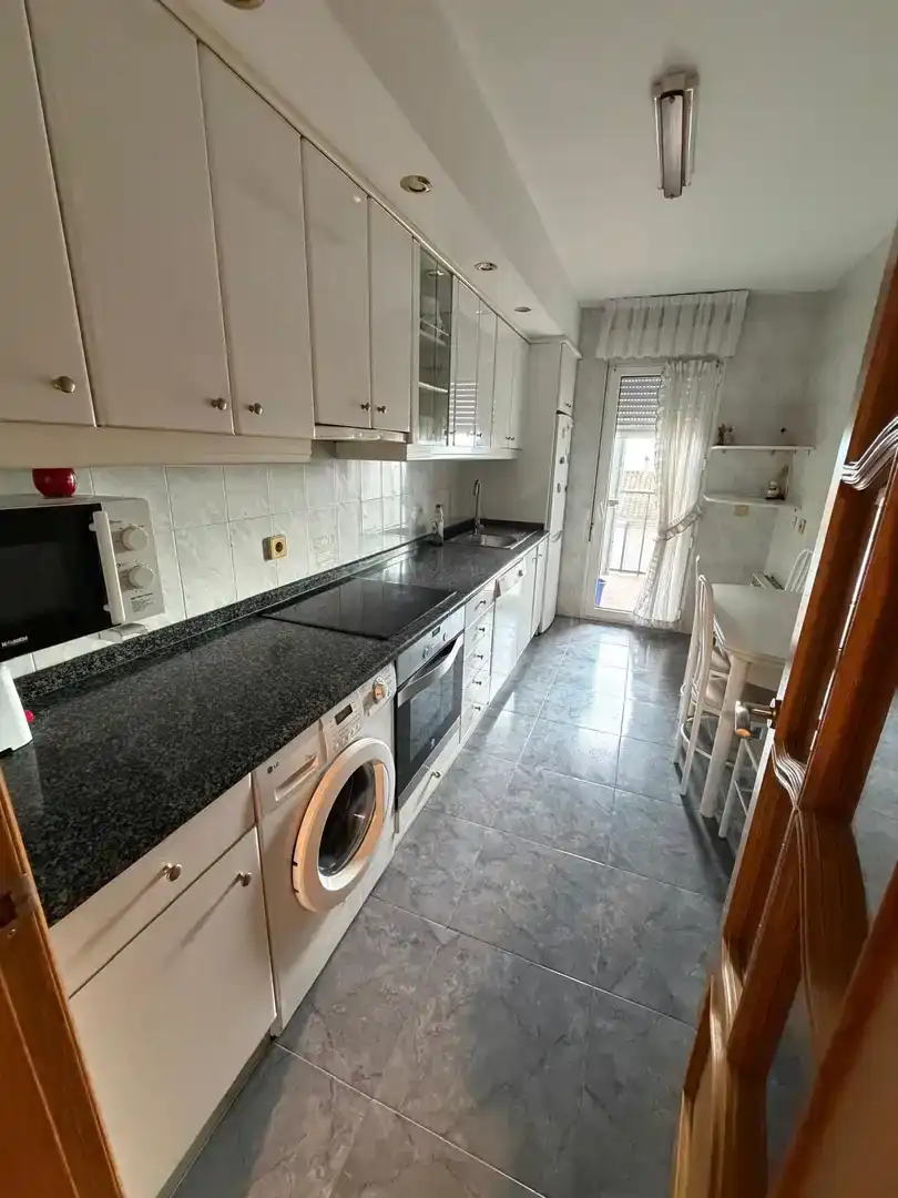 Cocina de Piso en venta en Sesma con Parquet, Trastero y Amueblado