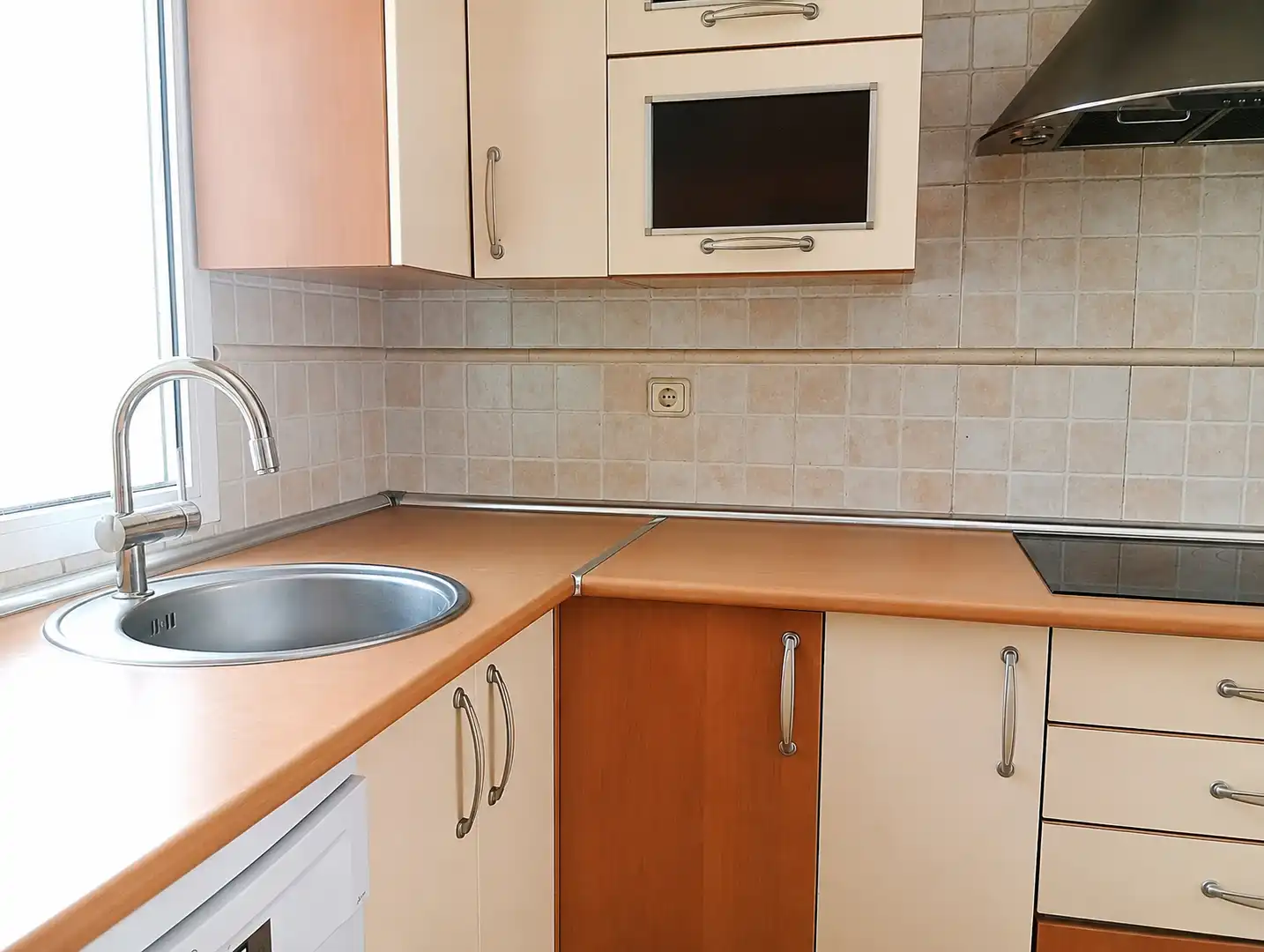 Kitchen of Flat for sale in Leganés  with Air Conditioner, Heating and Private garden
