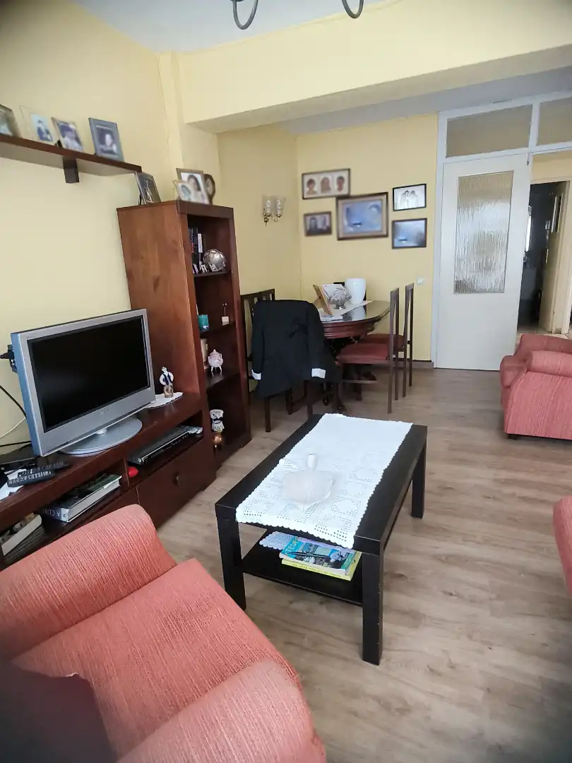 Sala d'estar de Pis en venda en Someso - Matogrande