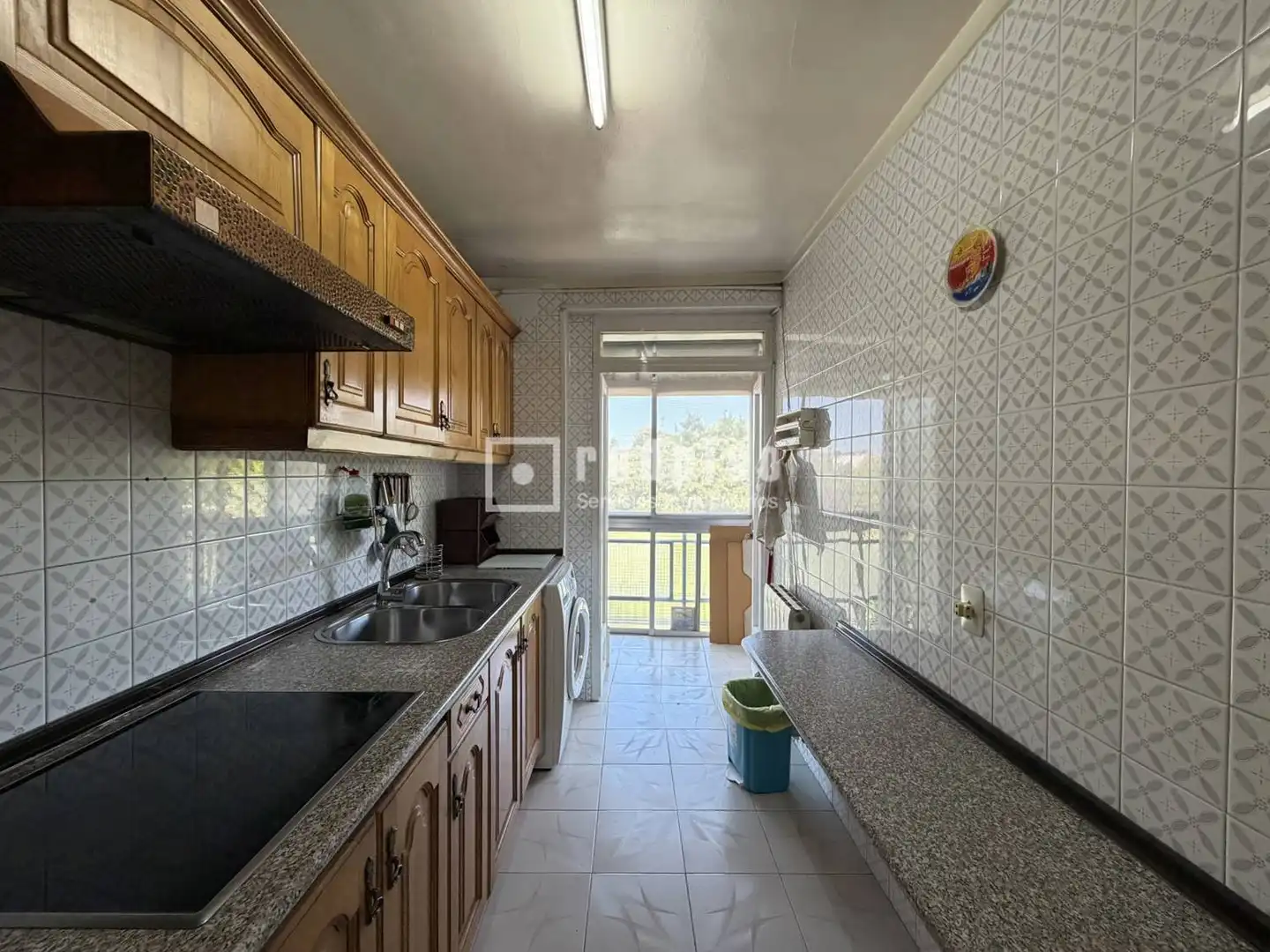 Kitchen of Flat for sale in Madrid