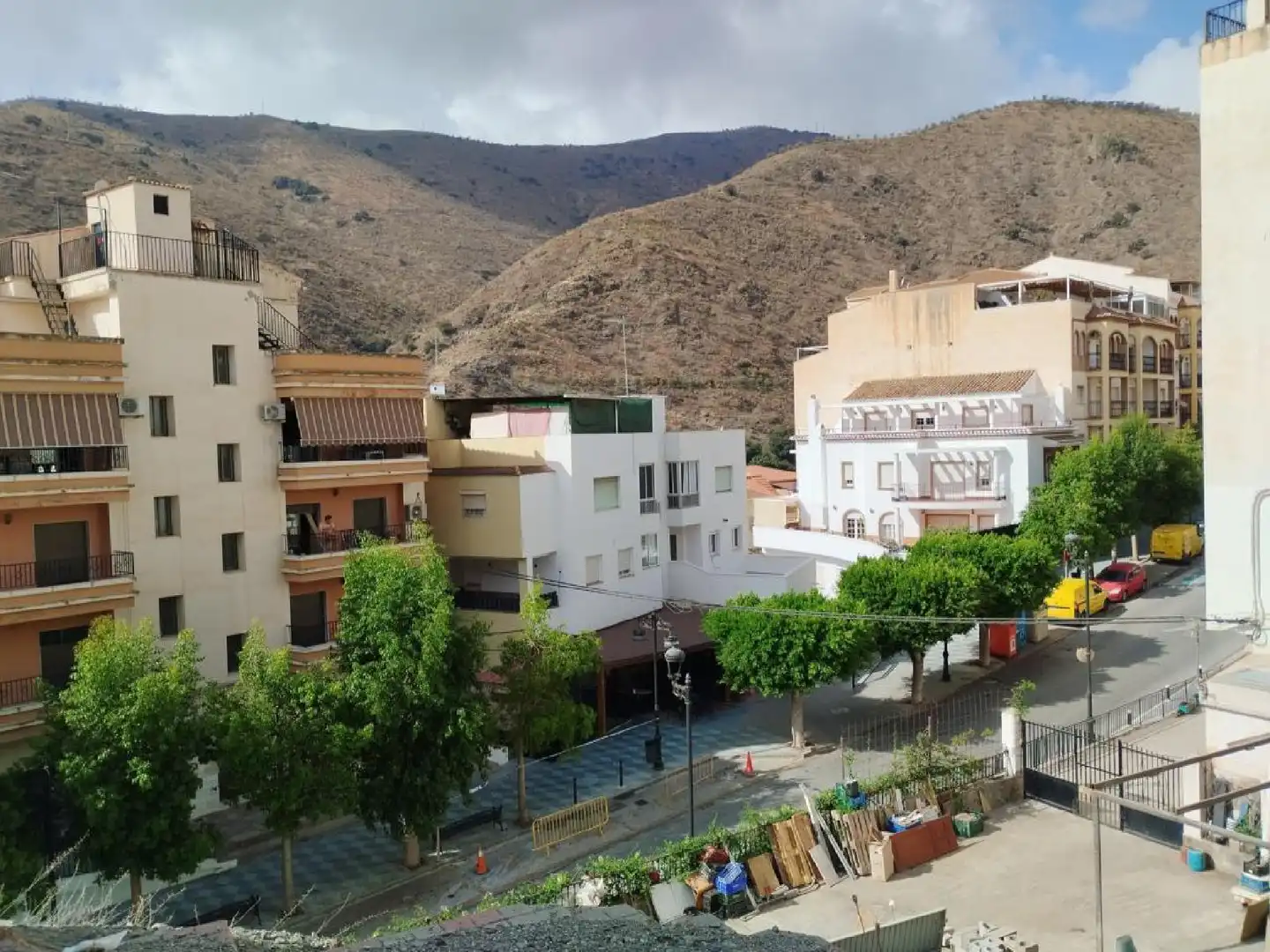 Vista exterior de Pis en venda en Albuñol amb Terrassa