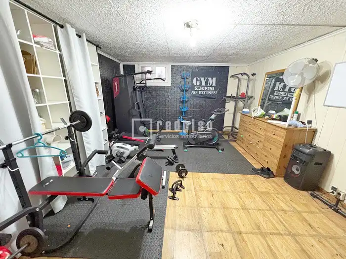 Houses for sale in Madrid  with Air Conditioner and Heating