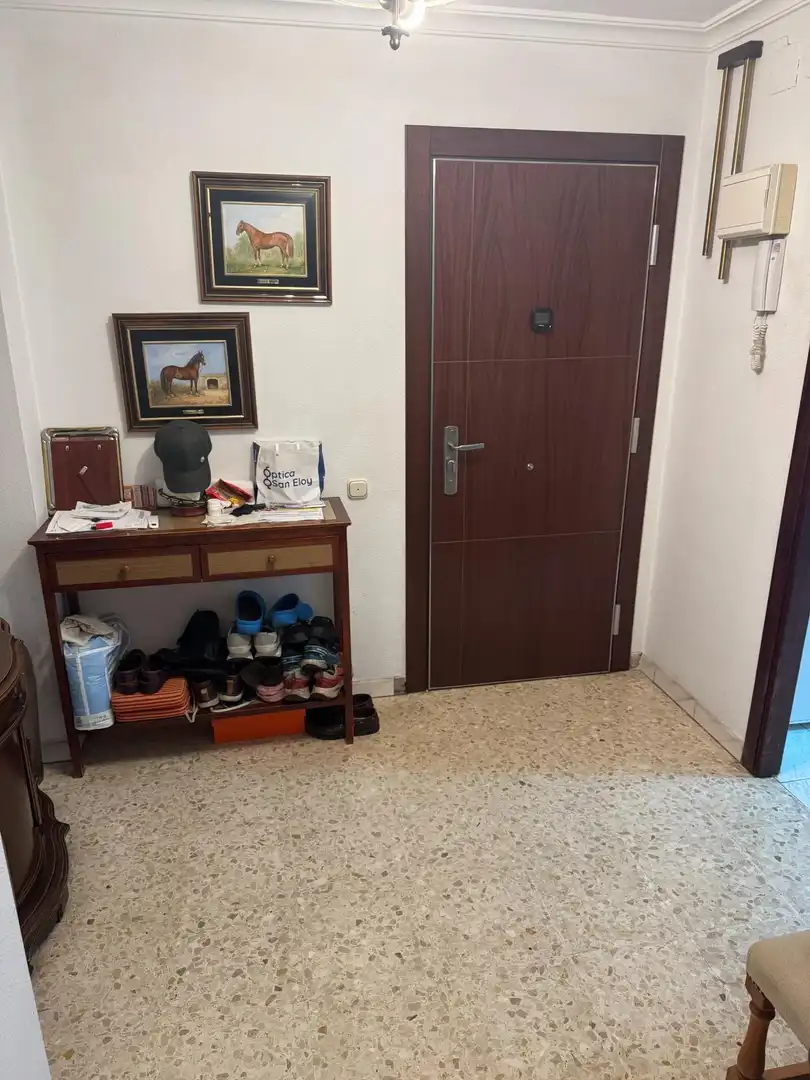 Flat for sale in Sevilla  with Air Conditioner and Furnished