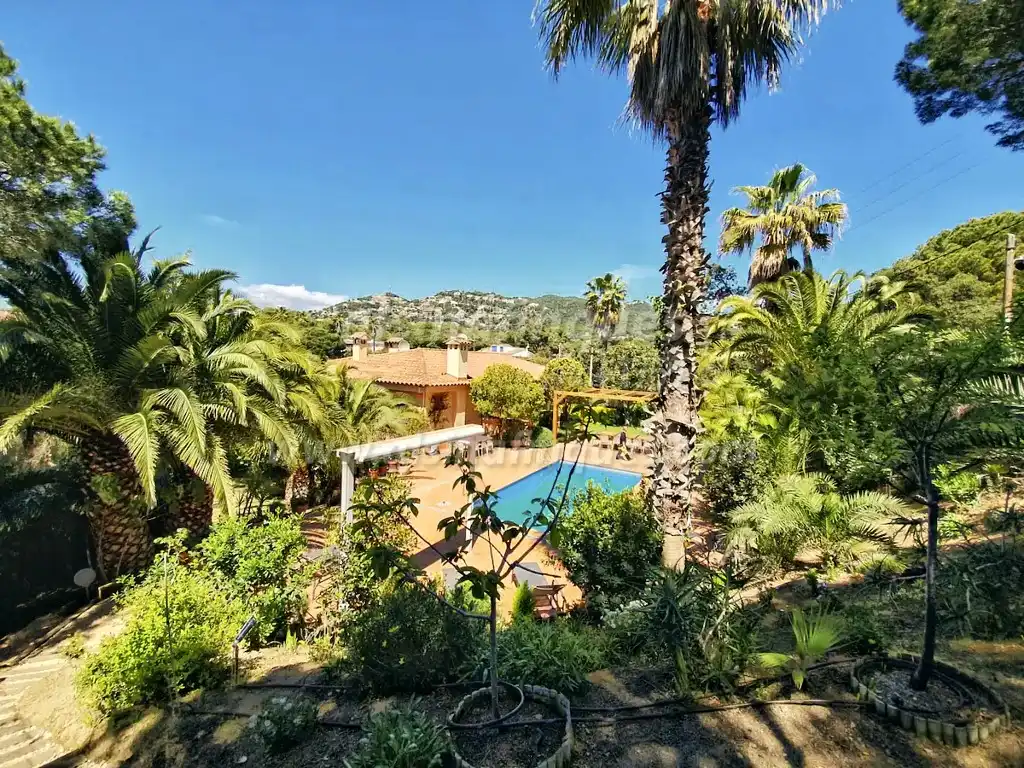 Villa mit Pool zum Verkauf in Baixada Costa de Llevant