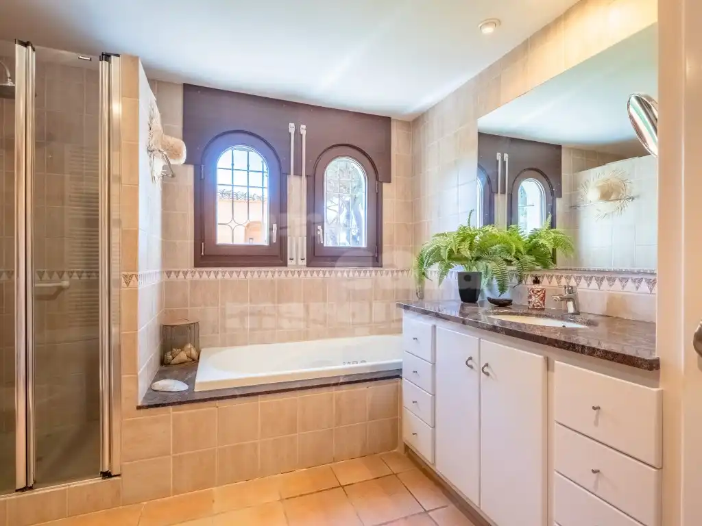 House for sale in Calle Illes Medes, imagen 25