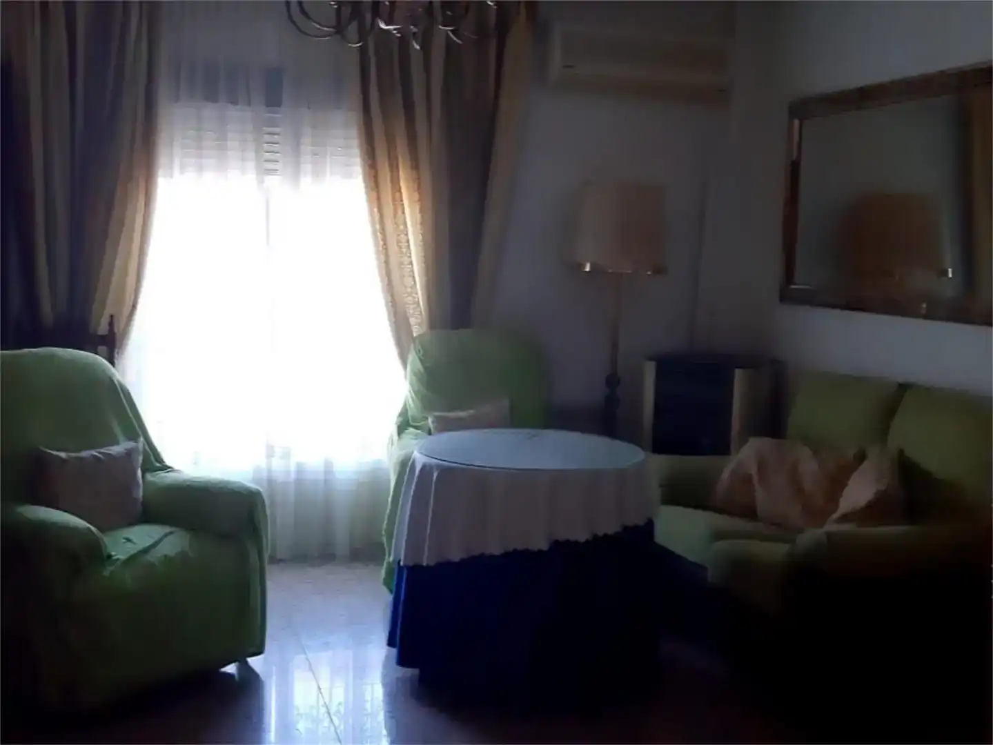 Living room of Houses for sale in Linares  with Air Conditioner and Balcony