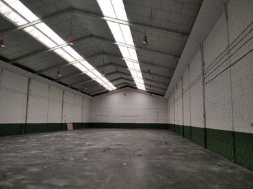 Nau industrial de lloguer a Los Olivos - Los Ángeles