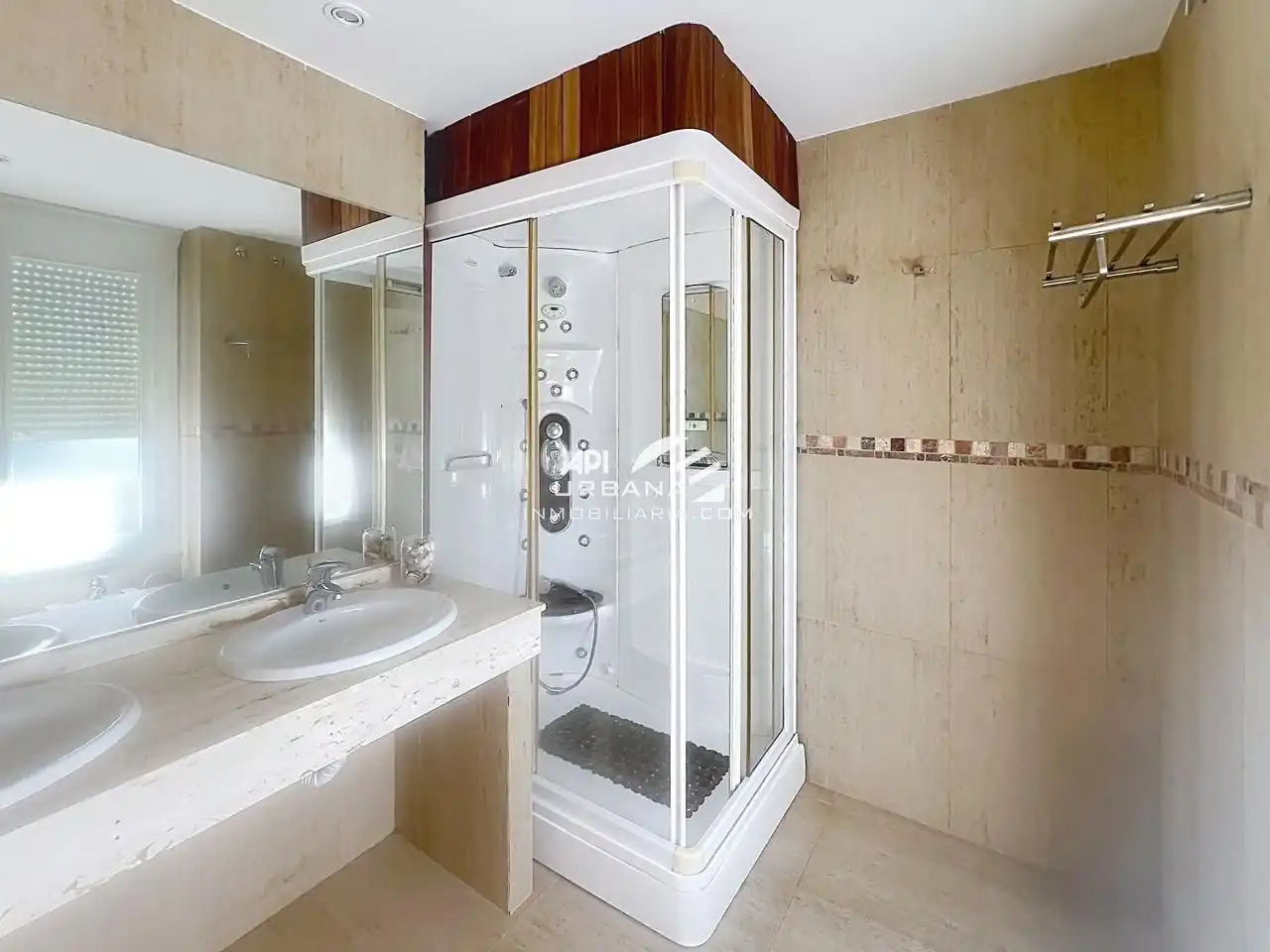 Bathroom of Houses for sale in Lucena  with Air Conditioner, Terrace and Swimming Pool