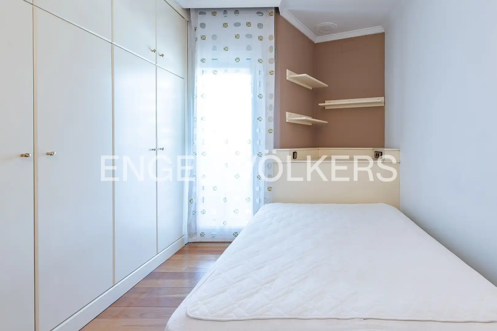 Habitación de Piso en venta en Barcelona con Aire acondicionado, Calefacción y Terraza